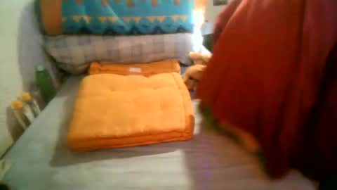 Snapshot of samueltal chatting on January 17, 12:10 pm samueltal online show from January 17, 12:10 pm