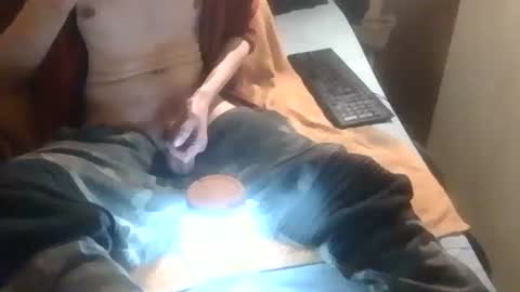 Snapshot of samueltal chatting on February 11, 9:42 pm samueltal online show from February 11, 9:42 pm