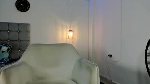 samxx_muscle online show from November 8, 1:11 pm