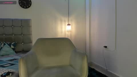 samxx_muscle online show from November 13, 3:00 pm