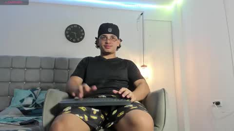 samxx_muscle online show from November 20, 2:06 pm