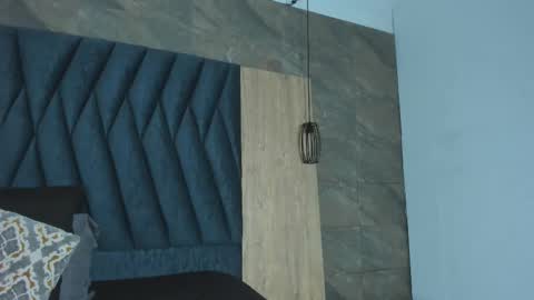 S A M Y  G R E Y  online show from October 24, 3:03 am