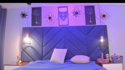 Snapshot of samyriverss chatting on October 17, 11:13 am Samy online show from October 17, 11:13 am