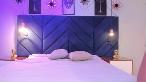 Snapshot of samyriverss chatting on October 18, 11:11 am Samy online show from October 18, 11:11 am