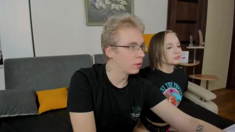 SamyScott online show from December 2, 6:19 am