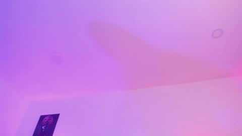 Snapshot of sander_mila chatting on February 21, 3:12 am MilaSander online show from February 21, 3:12 am