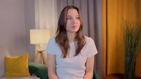 Snapshot of sandili chatting on November 11, 12:54 am Isabel but you can call me Bella online show from November 11, 12:54 am