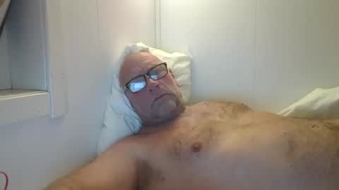 sandnesrune523 online show from January 17, 6:07 am