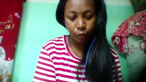 sandra1253099 online show from September 19, 6:26 am