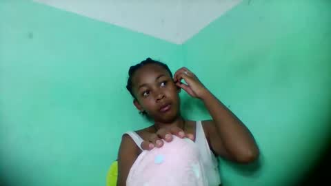 sandra1253099 online show from February 8, 7:23 am