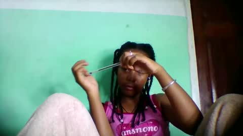 sandra1253099 online show from May 7, 6:13 pm