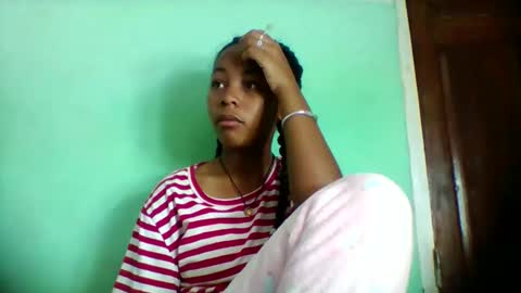 sandra1253099 online show from May 16, 6:32 am