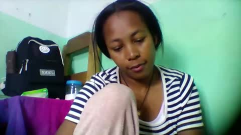 sandra1253099 online show from June 3, 6:38 am