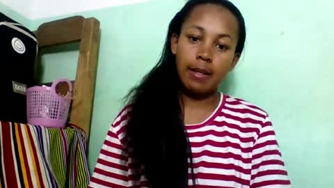 Snapshot of sandra1253099 chatting on July 15, 9:25 am sandra1253099 online show from July 15, 9:25 am