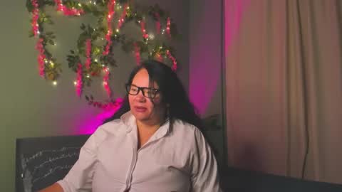 sandra__jacksen online show from September 30, 3:00 am