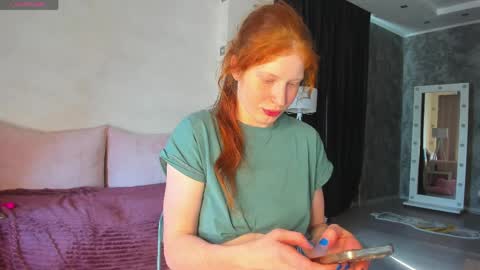 Sandra online show from April 2, 5:05 am