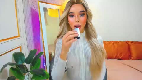 Sandra Hornball online show from November 30, 11:09 pm