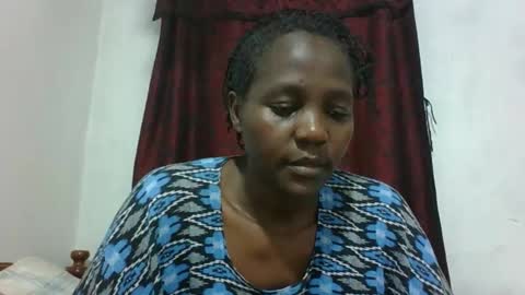 Snapshot of sandra_milly chatting on November 30, 8:02 pm sandra online show from November 30, 8:02 pm