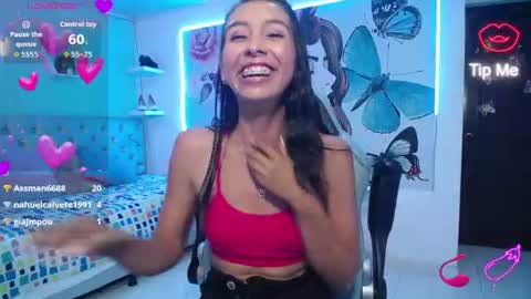 Snapshot of sandra_petite19 chatting on June 25, 5:23 am sandra online show from June 25, 5:23 am