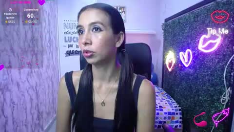 Snapshot of sandra_petite19 chatting on July 12, 4:03 am sandra online show from July 12, 4:03 am