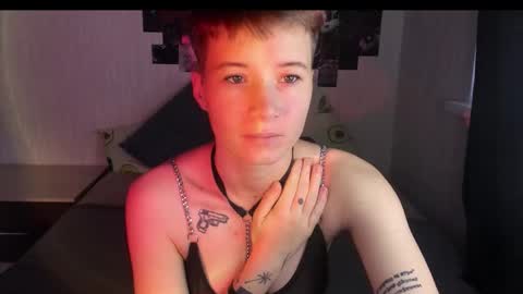 sandraa_a online show from October 11, 11:53 am