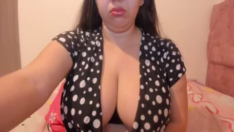 Snapshot of sandraclarkx69 chatting on June 25, 12:31 pm sandraclarkx69 online show from June 25, 12:31 pm