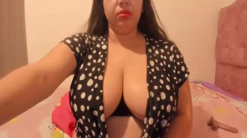 Snapshot of sandraclarkx69 chatting on June 28, 1:50 pm sandraclarkx69 online show from June 28, 1:50 pm