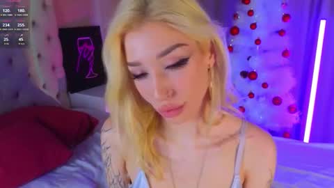 Snapshot of sandragriff chatting on January 10, 6:59 am Sally online show from January 10, 6:59 am