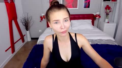 SaraLeone online show from September 24, 7:12 am