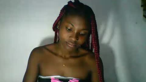 sandricaaa online show from April 12, 7:35 am