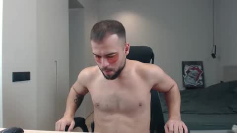 DeAlex online show from March 31, 9:21 am