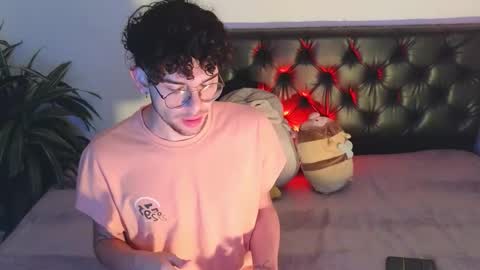 sandro_vitali online show from October 19, 5:08 am