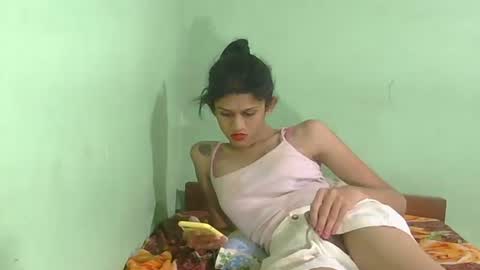 Snapshot of sandunimaneesha23 chatting on July 22, 6:00 pm sandunimaneesha23 online show from July 22, 6:00 pm