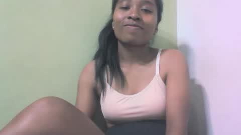 sandy735579 online show from October 19, 5:35 pm