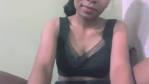 sandy735579 online show from March 16, 5:44 am