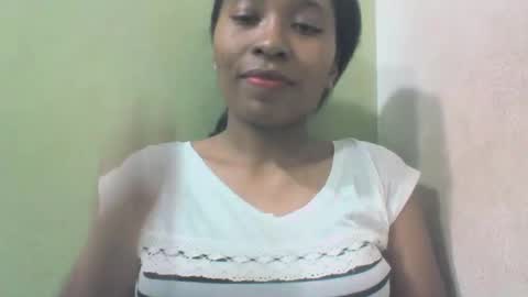 sandy735579 online show from April 15, 5:03 am