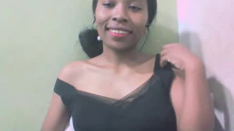 sandy735579 online show from May 4, 6:59 pm