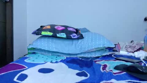 sandy online show from February 12, 11:55 pm