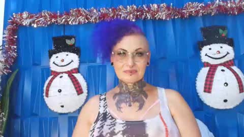 Sandy Rose online show from December 2, 8:55 pm