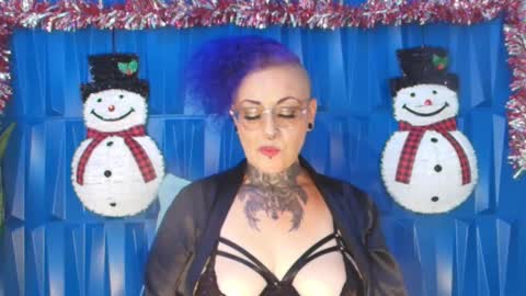 Sandy Rose online show from December 5, 8:11 pm