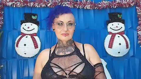 Sandy Rose online show from December 13, 6:27 pm