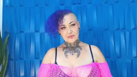 Sandy Rose online show from January 1, 4:50 pm