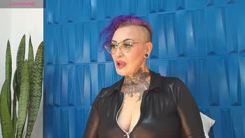 Sandy Rose online show from January 28, 5:46 pm