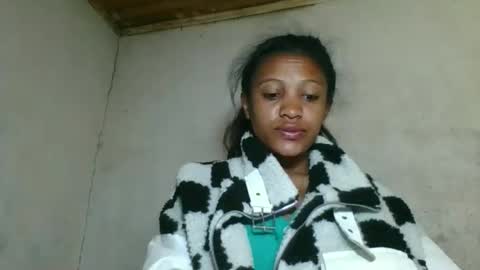 sanelie09 online show from February 2, 4:33 am