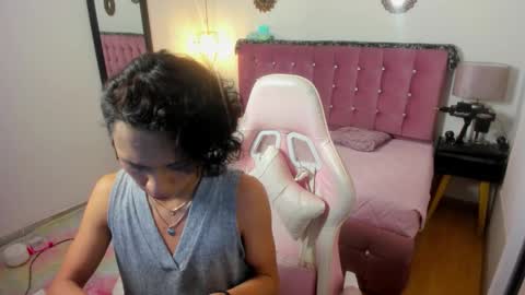 Snapshot of sang_woo_lee_ chatting on February 26, 7:24 pm Sang online show from February 26, 7:24 pm