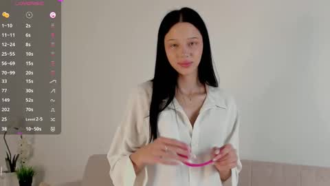 Vi  online show from September 29, 7:35 am