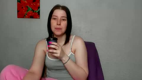 Snapshot of sannyflower chatting on September 30, 5:01 am karina online show from September 30, 5:01 am