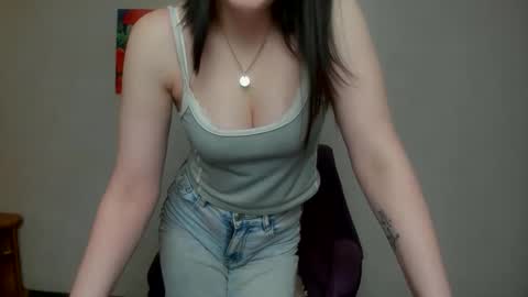 karina online show from April 15, 7:48 am