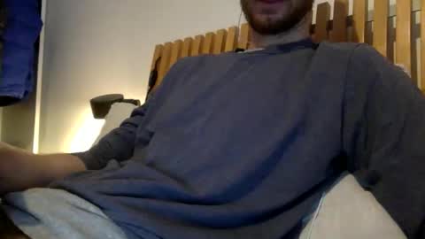 Snapshot of sansha1201 chatting on December 15, 4:55 pm sansha1201 online show from December 15, 4:55 pm