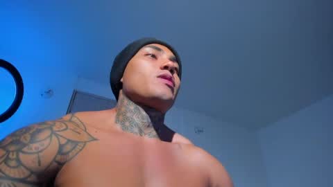 Santi Ferrer online show from May 8, 3:01 am